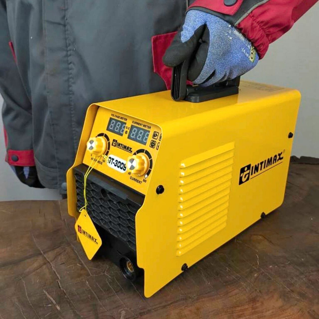 اینورتر جوشکاری ٣٠٠ آمپر اتاق متوسط دو نمایشگر اینتیمکس مدل  GT-300S
